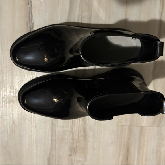 Cougar Shiny Black Ankle Booties - Picture 6 of 6